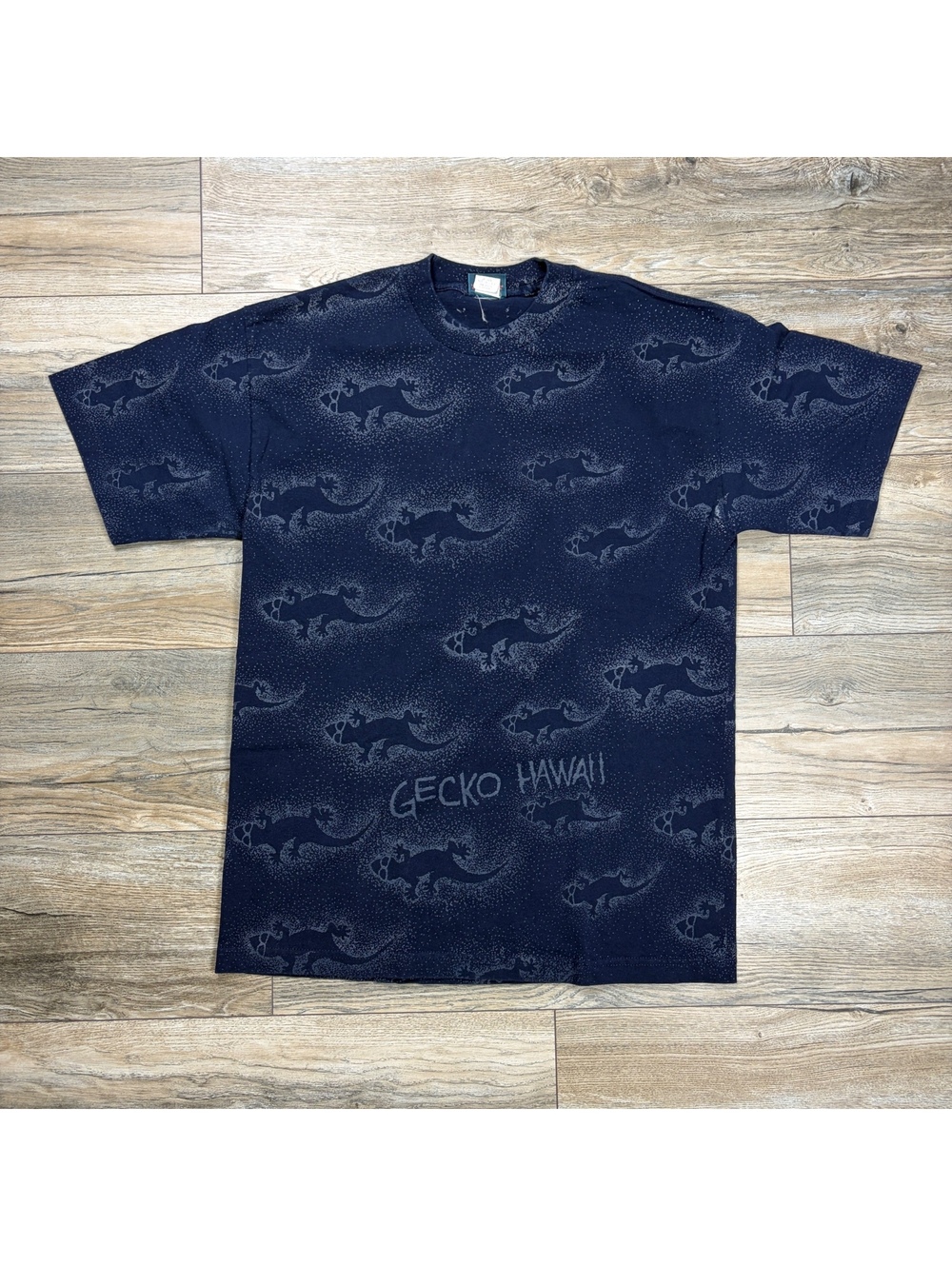 Vintage Gecko Hawaii Navy Blue Graphic T-Shirt Large Made in USA
